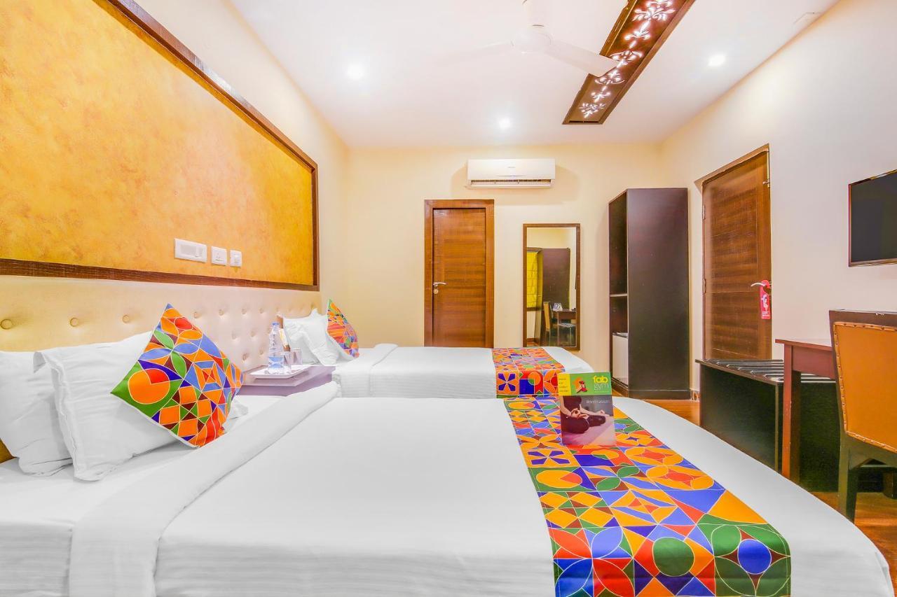 Fabhotel Golpark Calcutta Exterior foto