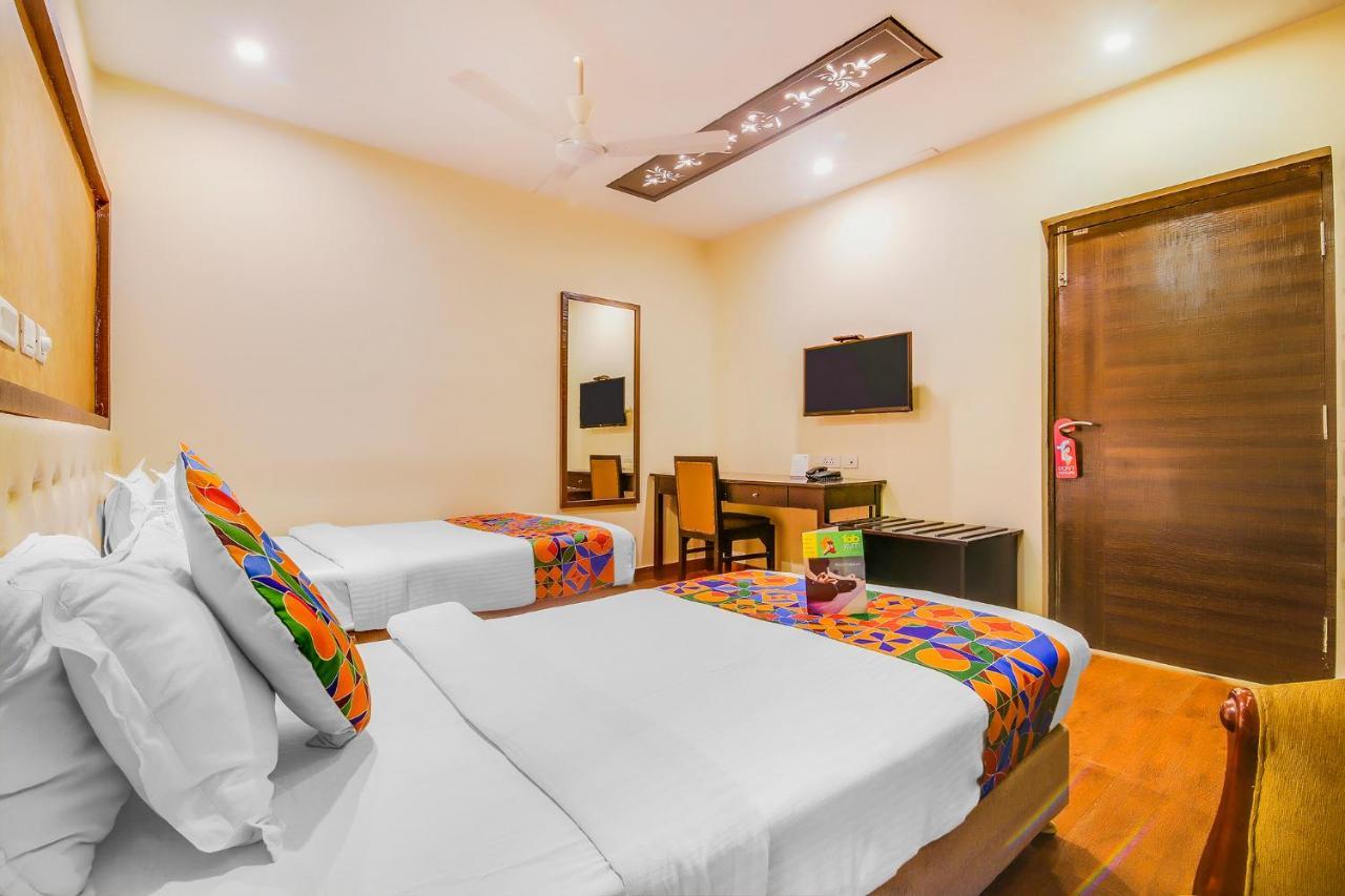 Fabhotel Golpark Calcutta Exterior foto